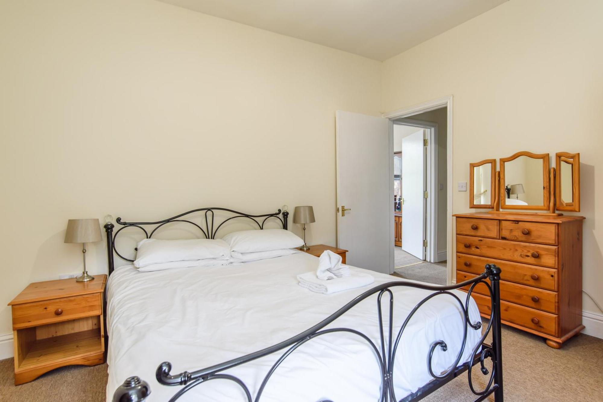 Large Spacious First Floor Apartment Newport  Exterior foto