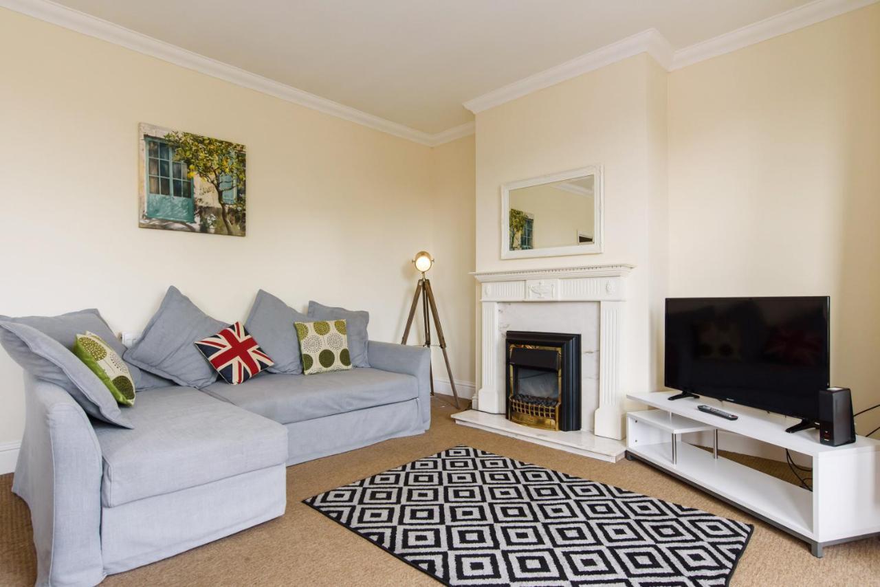 Large Spacious First Floor Apartment Newport  Exterior foto
